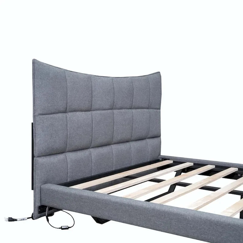 Letto a piattaforma imbottito matrimoniale con luci LED e porte USB